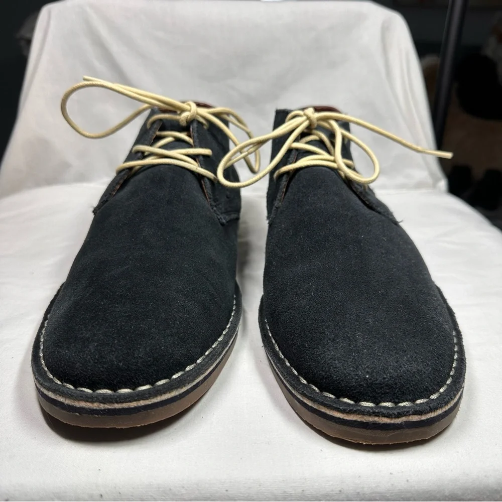 Kenneth Cole Dark Gray Suede Chukka‎ Boots